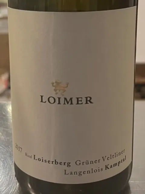 正面酒標